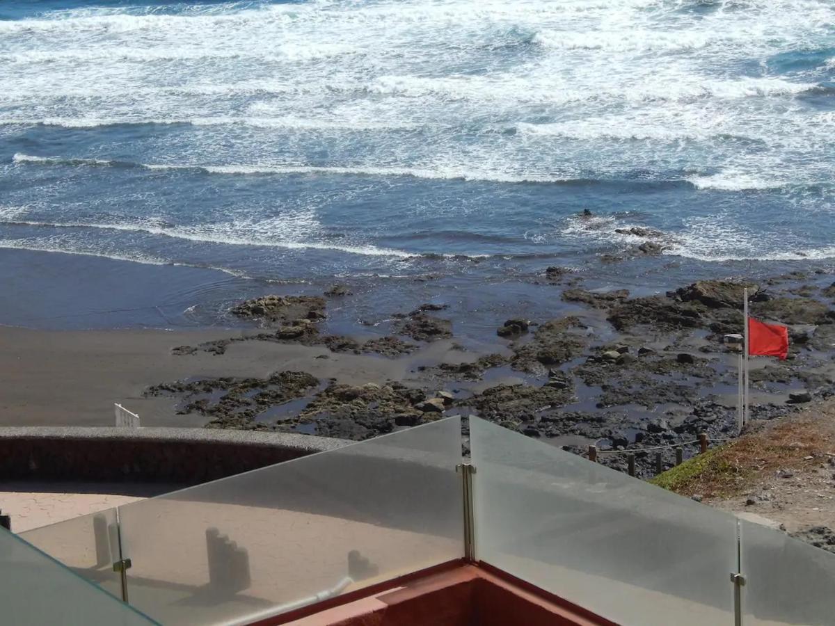 Apartmán Loft With Balcony Sea View Playa Del Hombre Exteriér fotografie